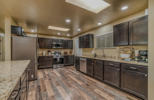 Ruidoso House | Veranda Views RaceTrak<2.5miles GMRoom DiscGolf UTV Parking