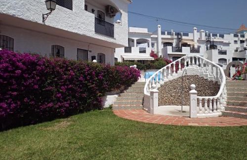 Nerja House | Verano Azul 12 Menyber