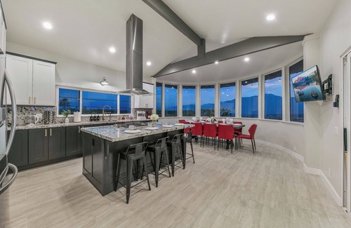Desert Hot Springs House | Verbena Stylish Modern Home
