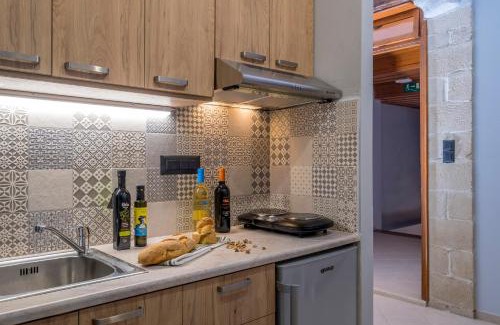 Old Town Apartment | Vereniki Suites Chania