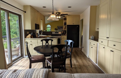 Manchester Center House | Vermont View on the Battenkill River