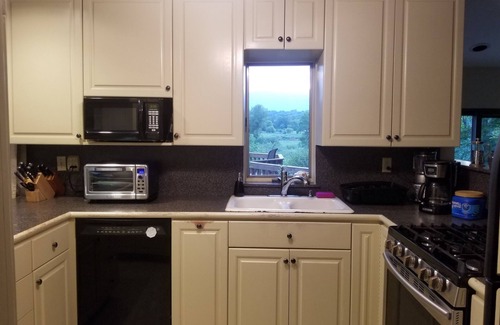 Manchester Center House | Vermont View on the Battenkill River