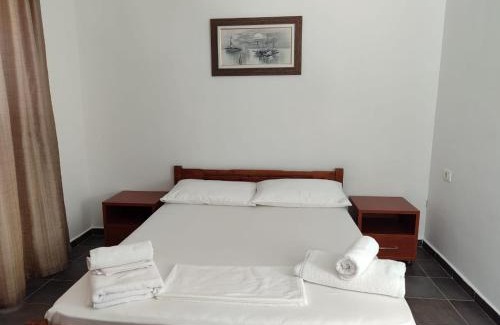 Qeparoi i Siperm Apartment | Veronika Apartments