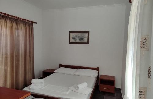 Qeparoi i Siperm Apartment | Veronika Apartments