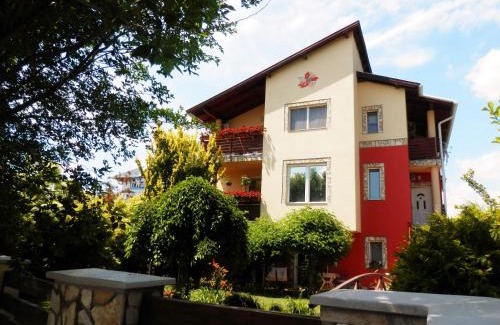 Balatonfured House | Veronika Villa