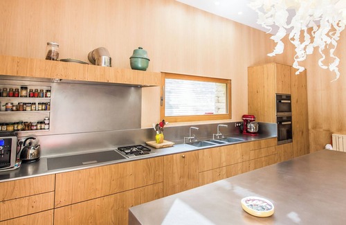 Sevres House | Very large, comfortable house between the Eiffel Tower and the Château de Versailles