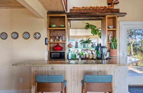 Atlantique House | Very private, luxury oceanfront home on Fire Island, NY.
