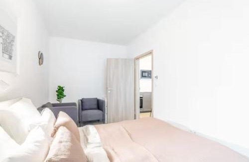 Corvin negyed Apartment | VH203 Apartment