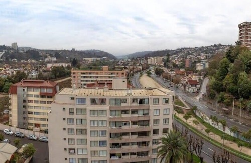 Vina del Mar Apartment | Viña Retreat - 2BR W/Pool, Wifi & Parking