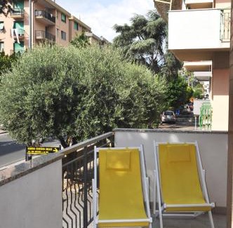 Pietra Ligure Apartment | VIALE REPUBBLICA 307 2