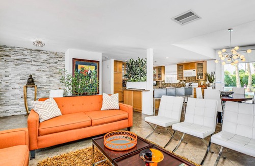 Sonora Sunrise House | Vibrant, family-friendly home with private pool & spa, and gas fireplace