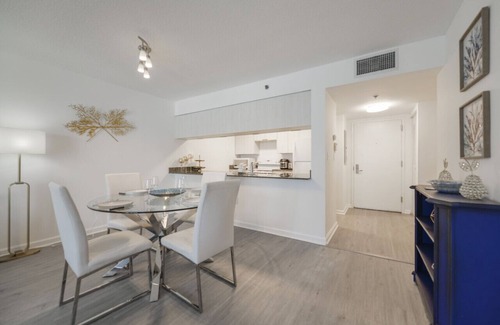 Brickell Apartment | Vibrant Miami Brickell Condo 1/1
