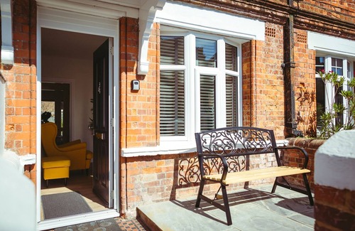 Eastbourne Cottage | Vicarage Cottage - Old Town cosy bolthole