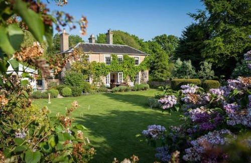 Great Hockham House | Vicarage House & Pool House