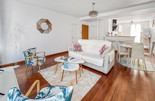 Thermal Apartment | Vichy Élégant F2 dans le Triangle d'Or