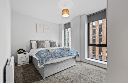 Liverpool Apartment | VICHY - Baltic Triangle Modern Apartment