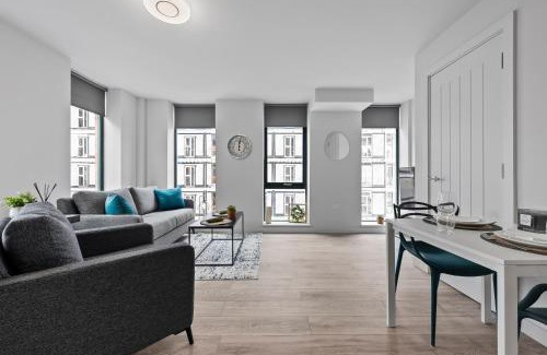 Liverpool Apartment | VICHY - Baltic Triangle Modern Apartment