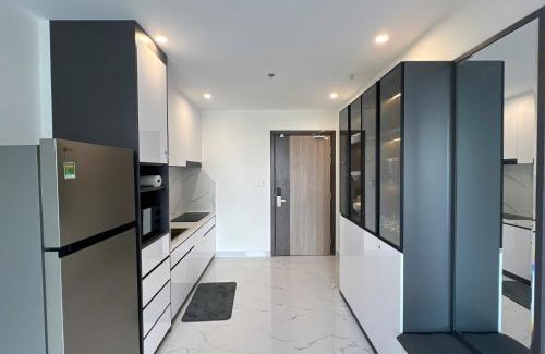 District 9 Apartment | Vicky Apartment