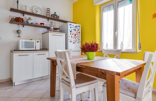 Vittorio Emanuele Apartment | Vico Vasto a Chiaia 27/A