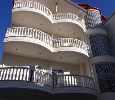 Olymbiaki Akti Apartment | Victoria 2