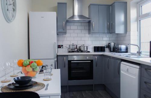 Cannock House | Victoria Cottage
