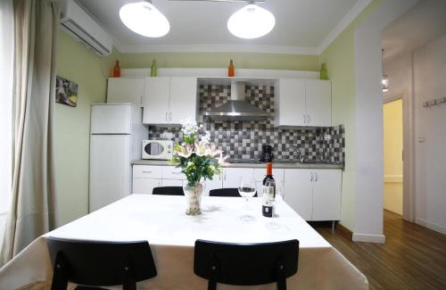 Lagunillas Apartment | Victoria de Alba House