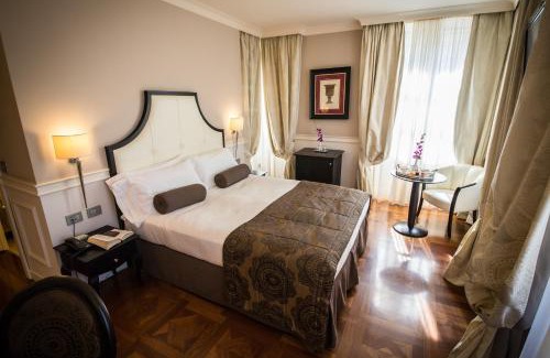 Barriera Vecchia-San Giacomo Hotel | Victoria Hotel Letterario