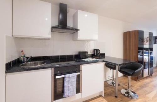 Leeds City Center Apartment | Victoria House Apartments