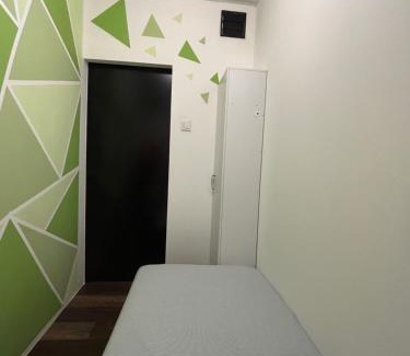 Historic George Town Hotel | Victoria Pods