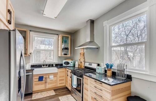 Central Colorado Springs Apartment | Victorian Duplex Renewed Interiors Walk to DT