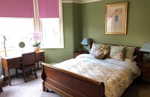 West Kirby House | Victorian Guest House 200m from the Seafront
