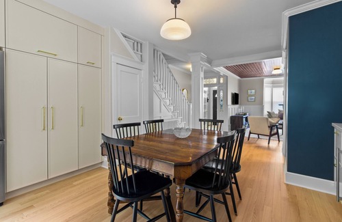 Downtown St. John's House | Victorian Jellybean Gem | 3Bd | King Main | 2.5Ba