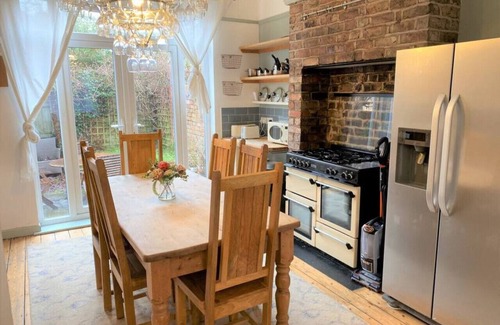Liverpool House | Victorian Villa close to Liverpool City Centre