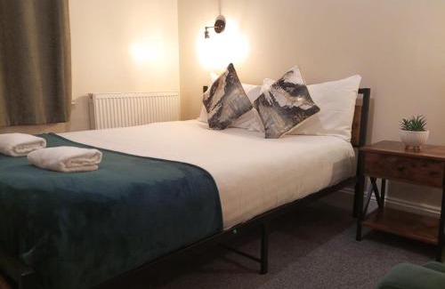 Portsmouth Hotel | Victorin House - All rooms are EN-SUITE