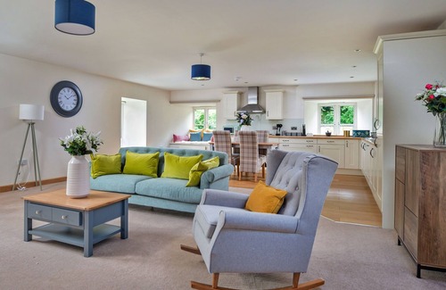 Thornton Dale Apartment | Victory Mill - Apartment One by Interhome