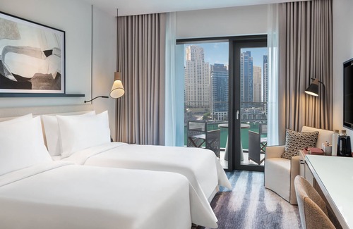 Dubai Marina Hotel | Vida Dubai Marina & Yacht Club