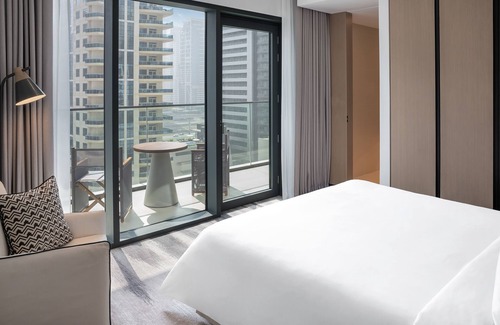 Dubai Marina Hotel | Vida Dubai Marina & Yacht Club