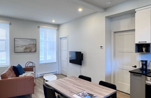 Old Quebec Apartment | VIEUX QUÉBEC/ALL INCLUSIVE 100% furnished/equipped/close to everything!