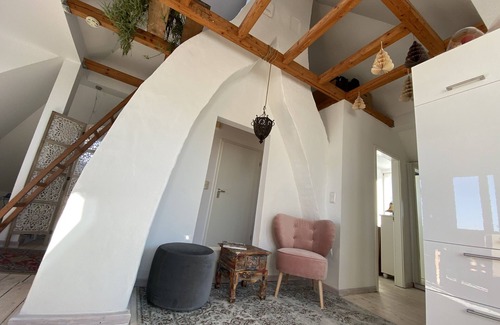 Eppendorf Apartment | View of the Ruhr area - lovingly furnished top floor apartment