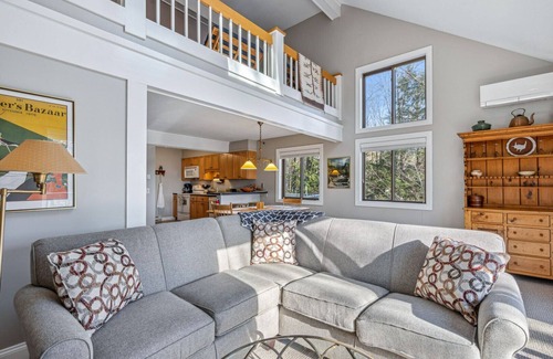 West Hartford Condo | Views, AC, and Family Fun - Kingswood 12E