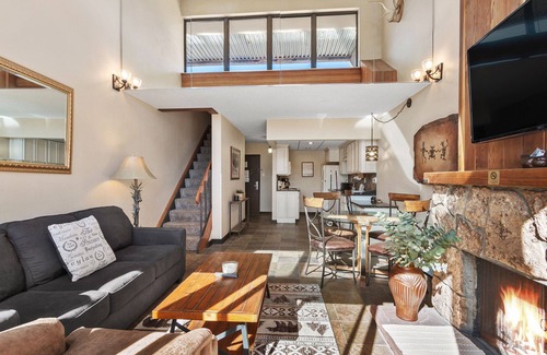 Peak 9 Condo | Views! Beautiful Breckenridge ski-in/out condo in the heart of it all!