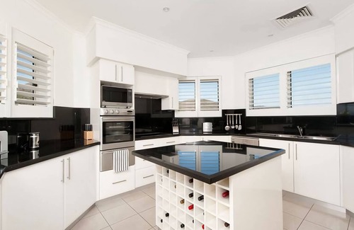 Shoal Bay Apartment | Views More Views Sub Penthouse at The Breakwater in Shoal Bay