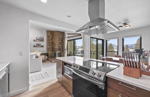 Dillon Condo | Views of Lake Dillon, Hot tub and pool , Amphitheater location A304
