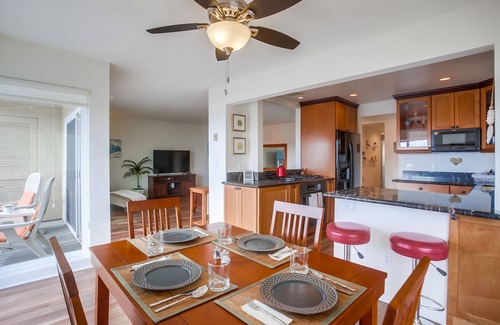 Del Mar Condo | Views of the race track and ocean: The Jockey's Oceanview Quarters