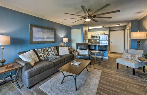 Mid America Condo | Views & Pool Access: Quaint Condo in Hot Springs!