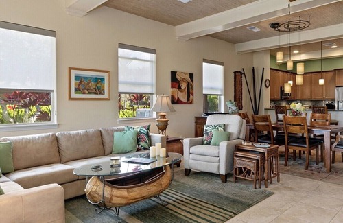 Kamuela Condo | Views, Views, Views Chef's Kitchen, Ample Supplies, Home Office, Weekly Discount