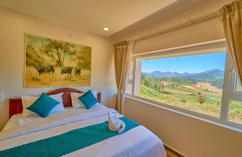 Ooty House | Vihani's Western Clouds Ooty by VOYE HOMES