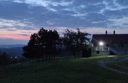 Mladenovac House | Vikend house