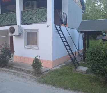 Vojvodina House | Vikendica Bagremov hlad Apatin