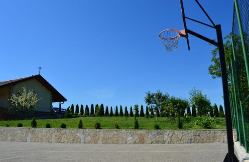 Laktasi House | Vikendica Duki